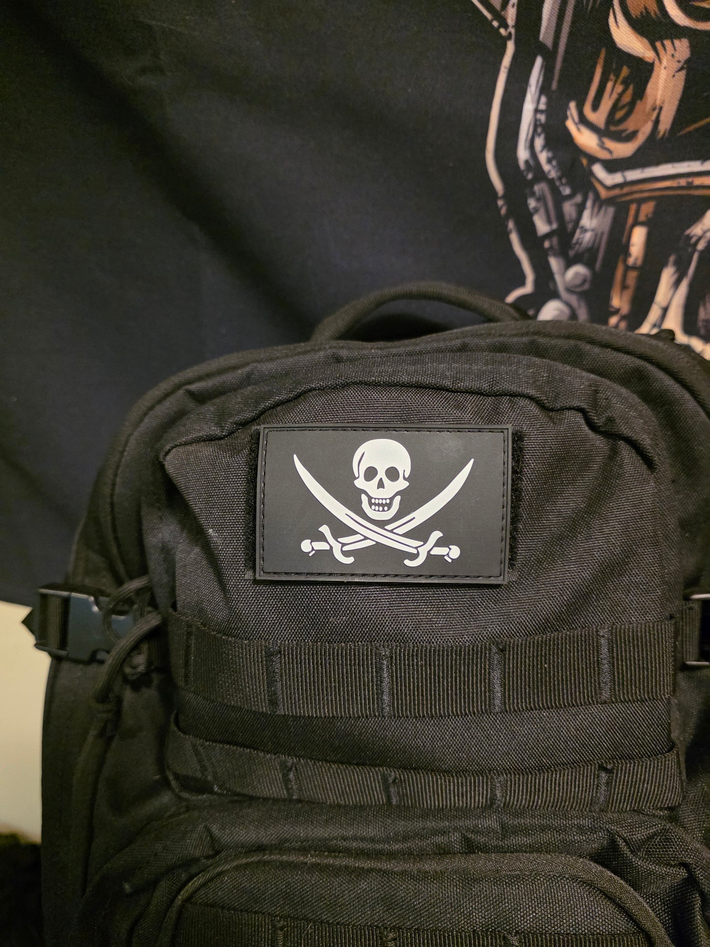 Jolly Roger Pirate Skull & Crossed Swords PVC Patch – Tactical Hook & Loop Morale Patch